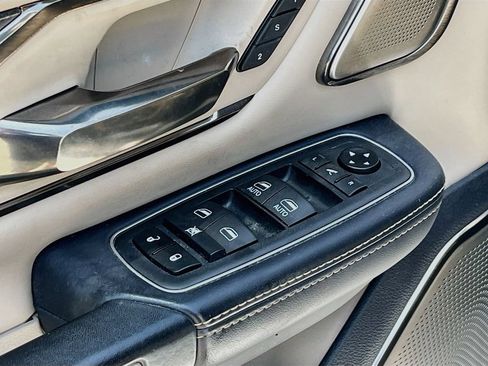 Used 2020 RAM 1500 Limited RWD image 18