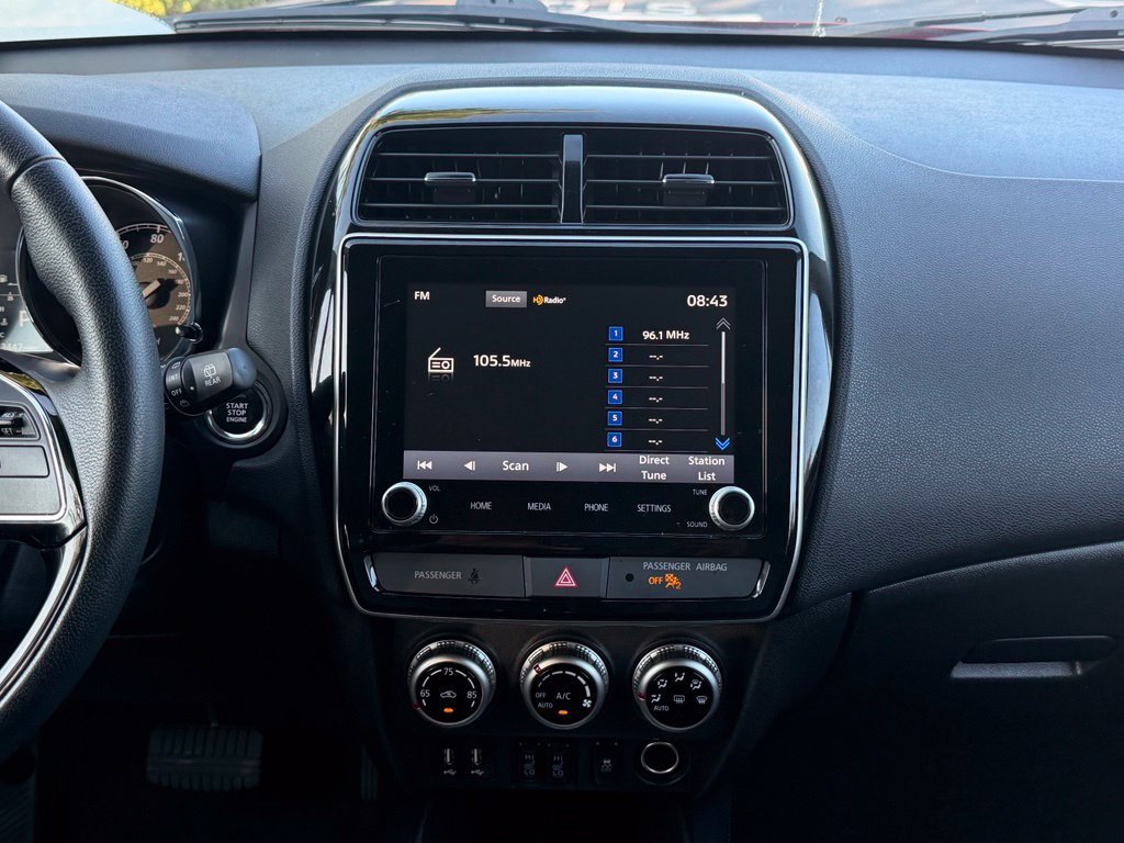 Used 2025 Mitsubishi Outlander Sport SE AWD/4WD image 17