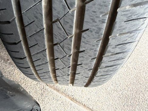 Used 2024 Tesla Model Y 2WD image 34