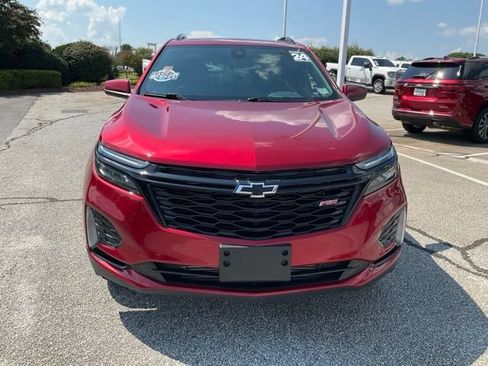 Used 2024 Chevrolet Equinox RS AWD/4WD image 2