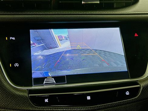Used 2020 Cadillac XT5 Premium Luxury FWD image 14