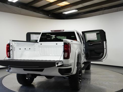 New 2026 GMC Sierra 1500 Elevation AWD/4WD image 14