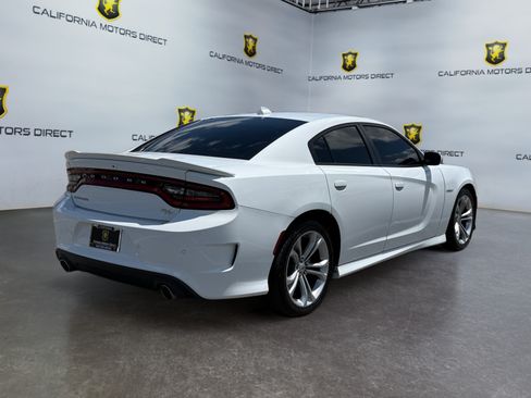 Used 2022 Dodge Charger R/T RWD image 5