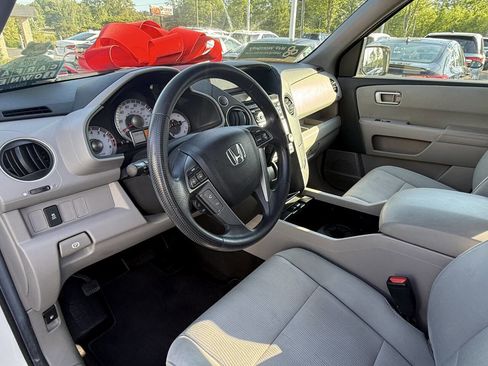 Used 2012 Honda Pilot EX image 11