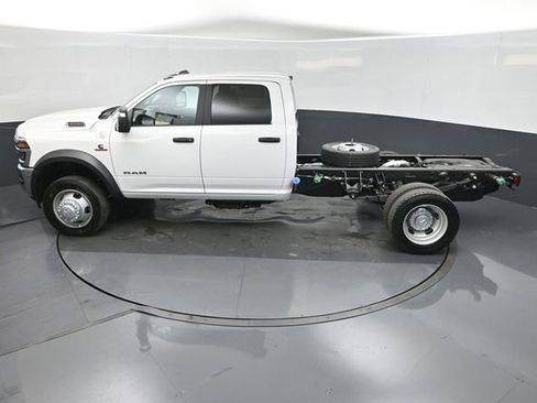 New 2026 RAM 4500 4x4 Crew Cab DRW image 33
