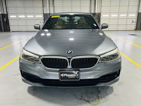 Used 2019 BMW 540i w/ Premium Package image 13