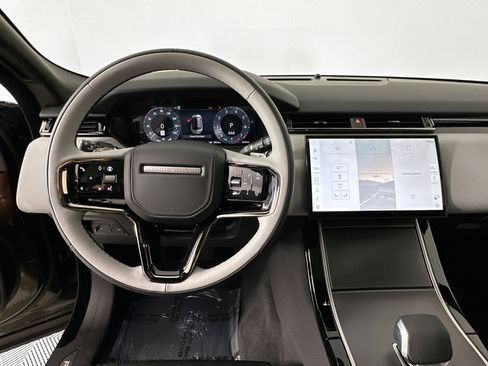 Used 2026 Land Rover Range Rover Velar S image 11