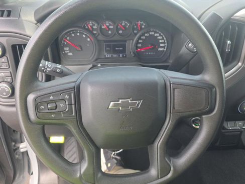 Used 2024 Chevrolet Silverado 1500 Custom w/ Dark Appearance Package AWD/4WD image 11