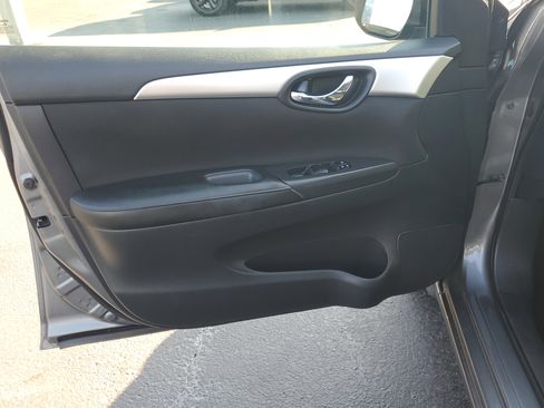 Used 2017 Nissan Sentra S w/ S Style Package image 19