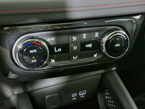 Used 2026 Chevrolet TrailBlazer RS w/ Convenience Package AWD/4WD image 7