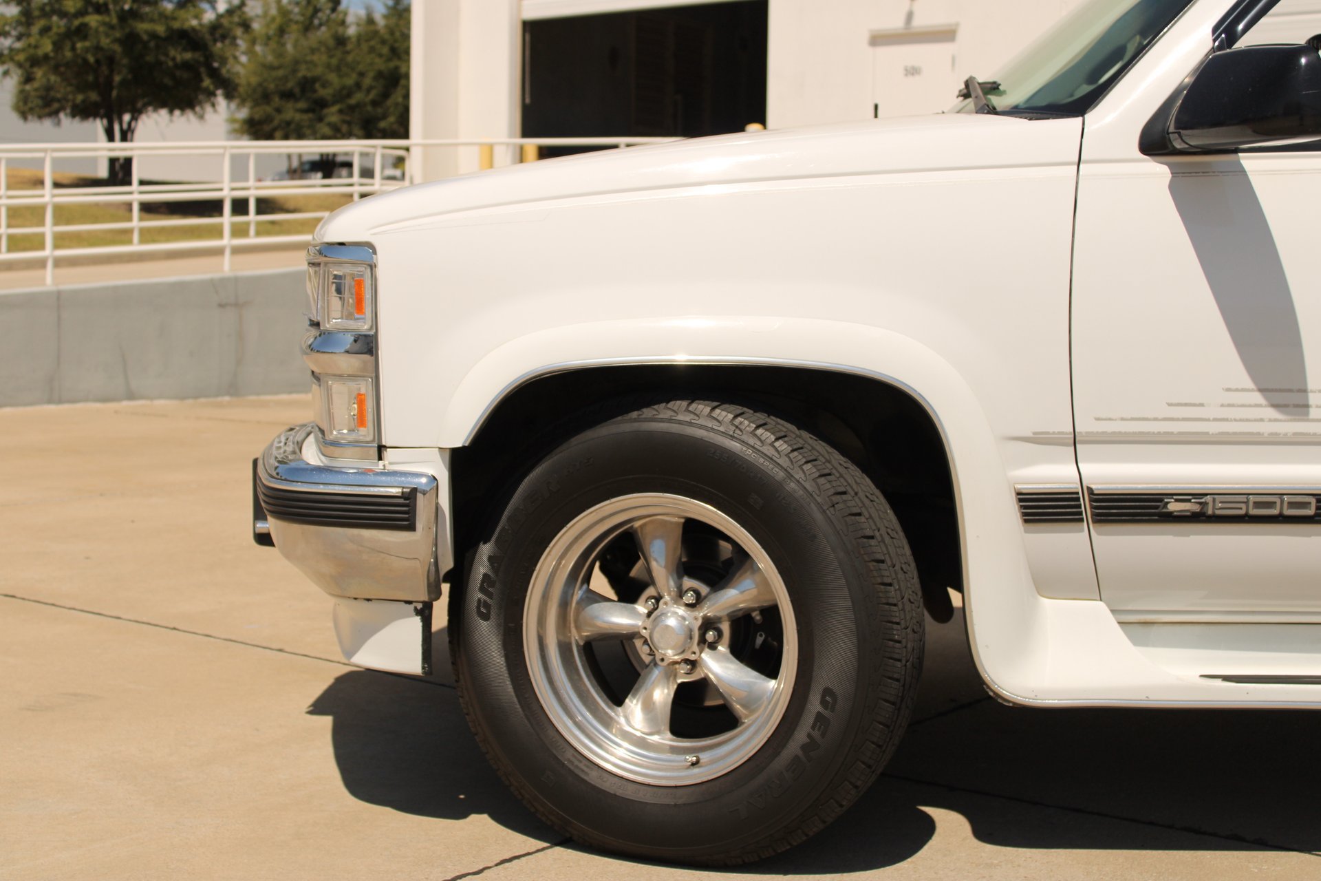 Used 1997 Chevrolet Suburban 2WD w/ Preferred Equipment Group 3 image 26