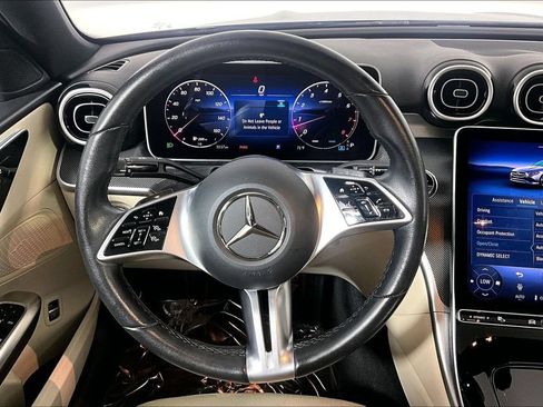 Used 2025 Mercedes-Benz C 300 Sedan image 5