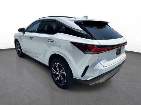 Used 2023 Lexus RX 350 Premium w/ Cold Area Package FWD image 5