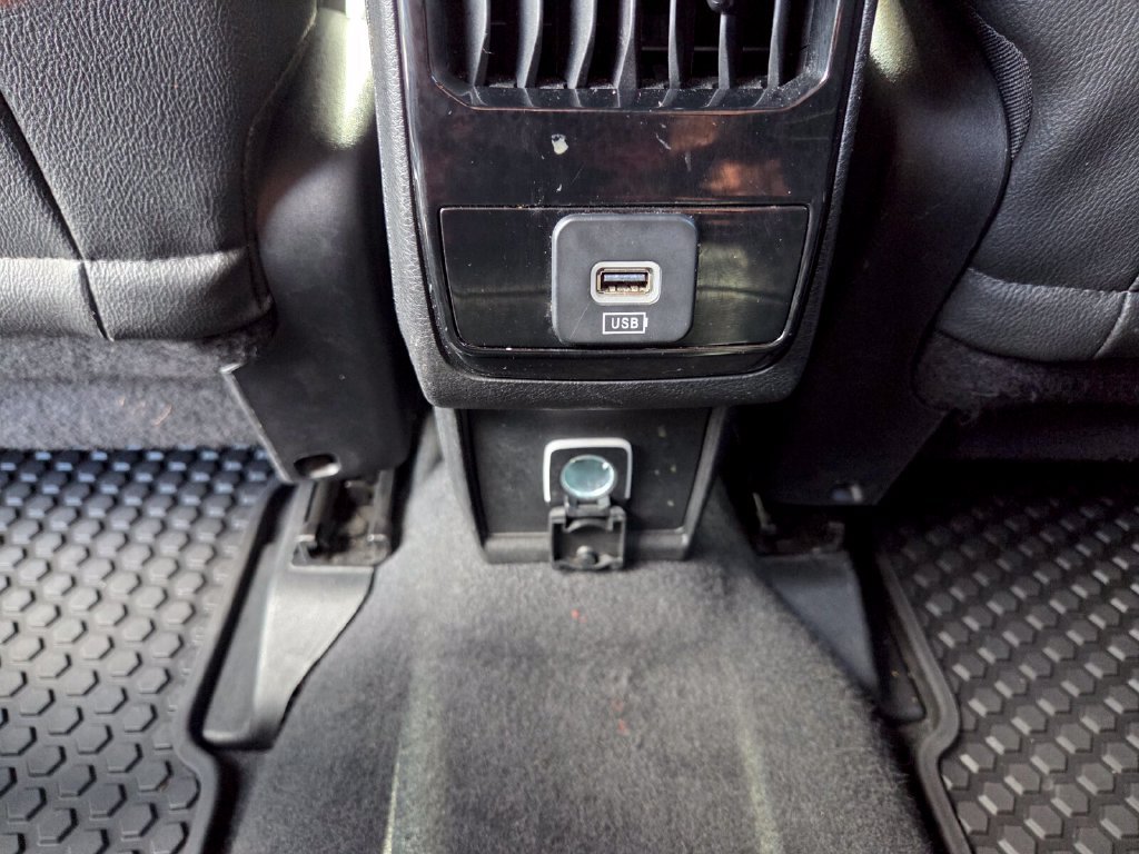 Certified 2025 Jeep Compass Trailhawk w/ Trailer Tow Group AWD/4WD image 17