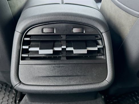 Used 2022 Maserati Ghibli F Tributo image 17