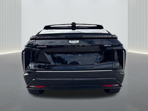 Used 2024 Cadillac Lyriq Luxury image 6
