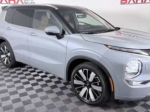 Used 2025 Mitsubishi Outlander SEL AWD/4WD image 8