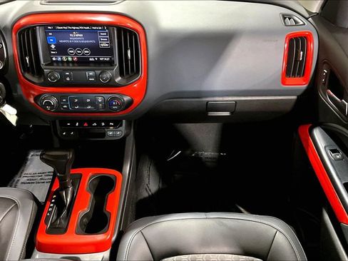 Used 2020 Chevrolet Colorado Z71 image 25