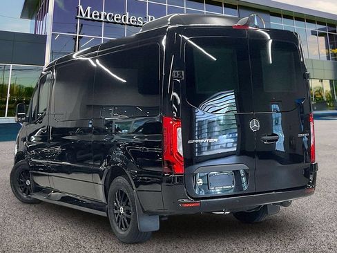 Used 2025 Mercedes-Benz Sprinter 2500 image 2