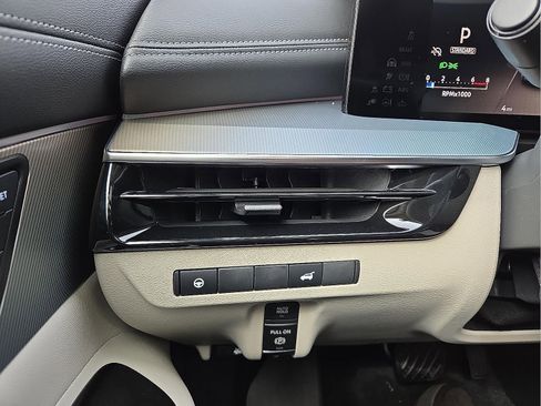 New 2026 Nissan Murano SL w/ Comfort Package AWD/4WD image 22