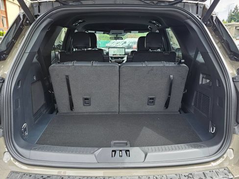 New 2026 Ford Explorer ST-Line AWD/4WD image 10