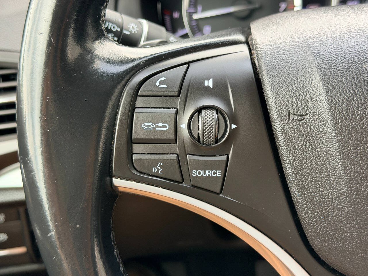 Used 2020 Acura MDX w/ Technology Package FWD image 37