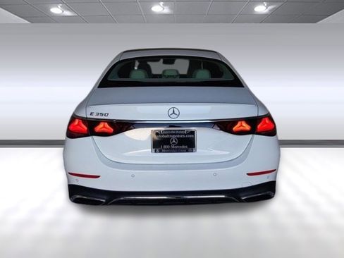 Used 2025 Mercedes-Benz E 350 Sedan image 4