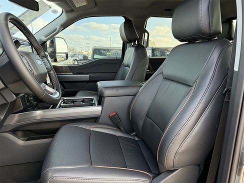 New 2026 Ford F250 Lariat w/ Black Appearance Package image 42