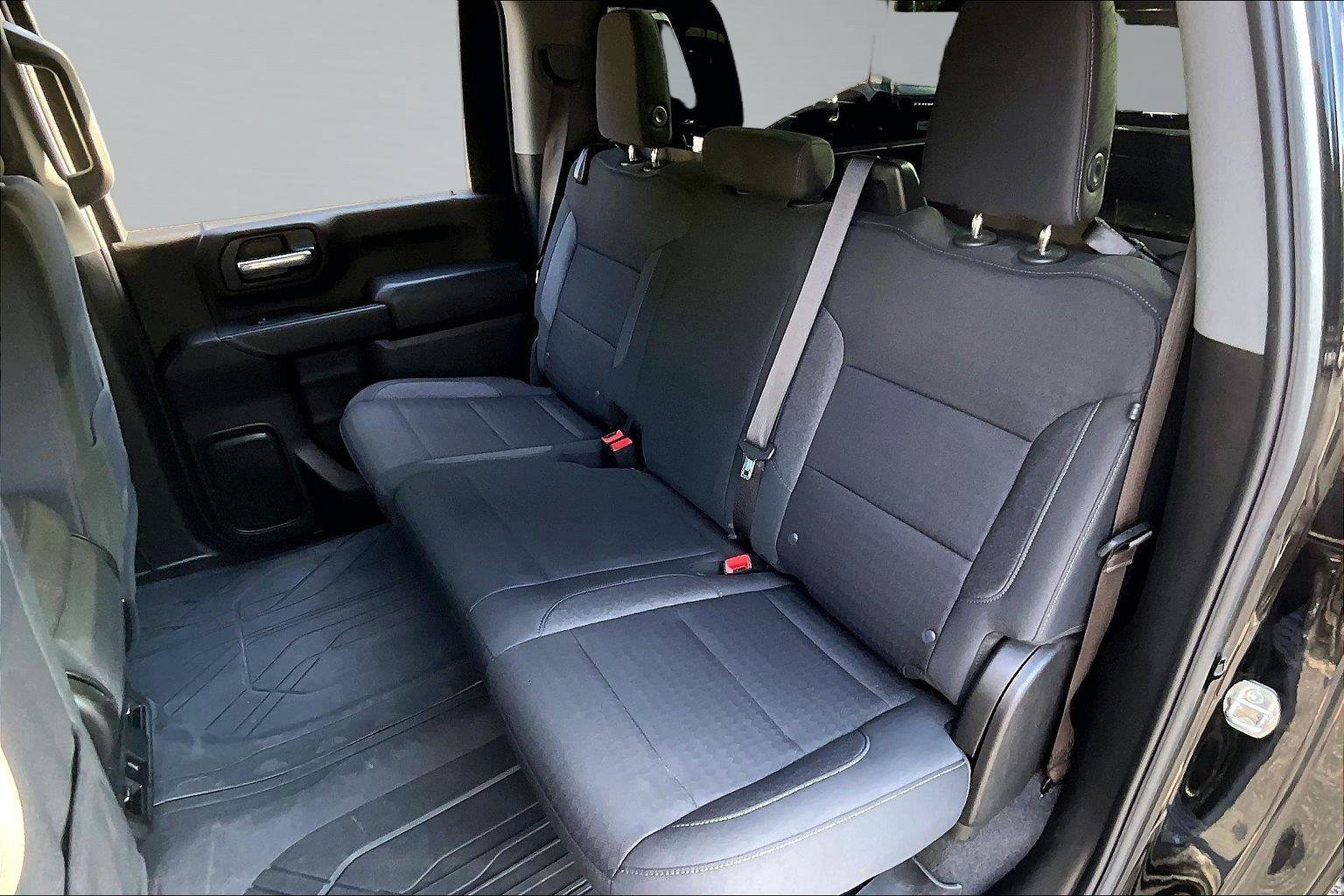 Used 2024 Chevrolet Silverado 2500 Custom w/ Custom Value Package AWD/4WD image 27