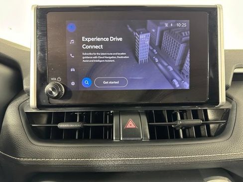 Used 2024 Toyota RAV4 LE AWD/4WD image 15