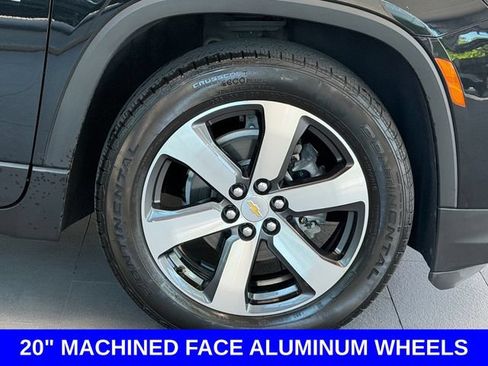 Used 2023 Chevrolet Traverse LT w/ LT Premium Package AWD/4WD image 9
