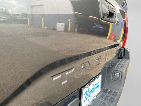 Used 2021 Toyota Tacoma SR w/ SR Convenience Package RWD image 27