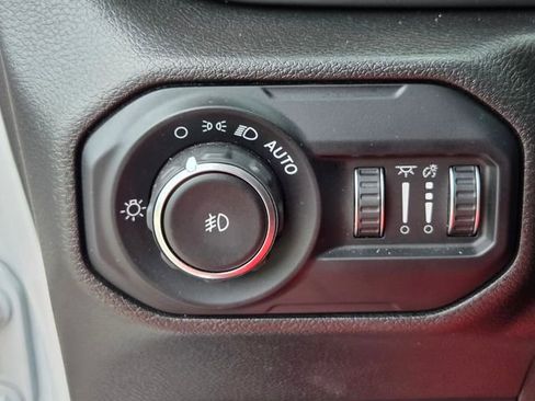Used 2022 Jeep Wrangler Unlimited Sport AWD/4WD image 26