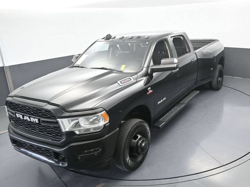 Used 2019 RAM 3500 Tradesman RWD image 49