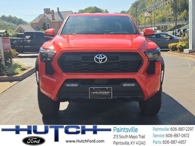 Used 2024 Toyota Tacoma TRD Off-Road AWD/4WD image 10