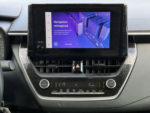 Used 2023 Toyota Corolla LE FWD image 17