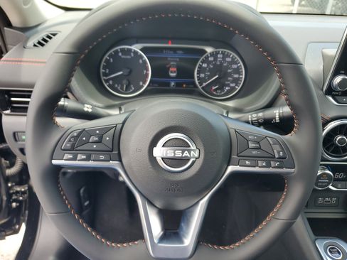 New 2025 Nissan Sentra SR w/ Midnight Edition image 20