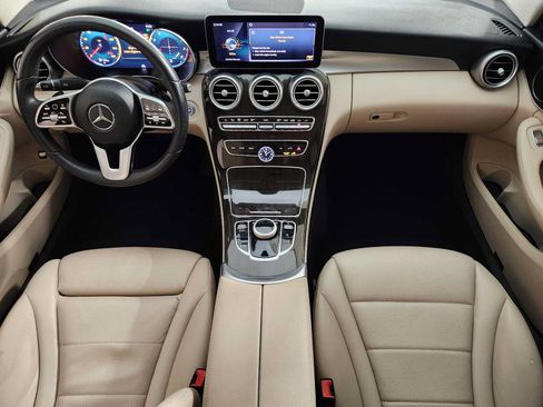 Used 2021 Mercedes-Benz C 300 Sedan image 4
