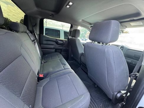Used 2021 Chevrolet Silverado 1500 Custom Trail Boss AWD/4WD image 4