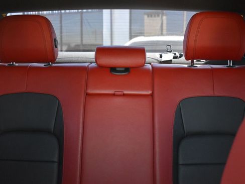 Used 2017 Jaguar XF S image 31