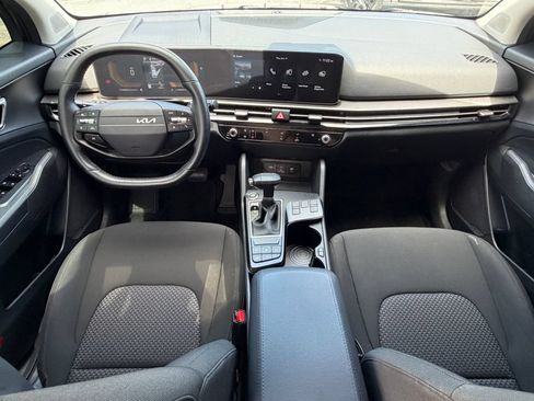 Certified 2026 Kia Sportage LX FWD image 13
