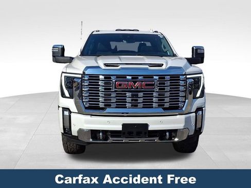 Used 2024 GMC Sierra 2500 Denali w/ Denali Reserve Package image 3