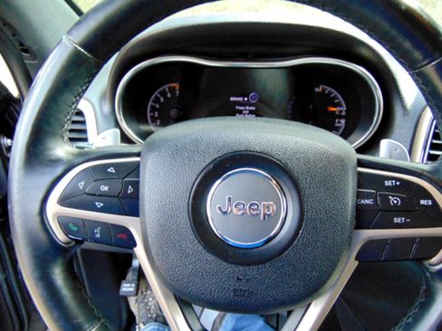 Used 2014 Jeep Grand Cherokee Limited image 14