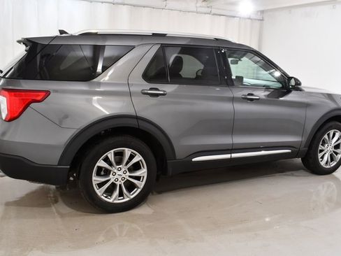 Used 2023 Ford Explorer Limited w/ Limited Technology Package AWD/4WD image 11
