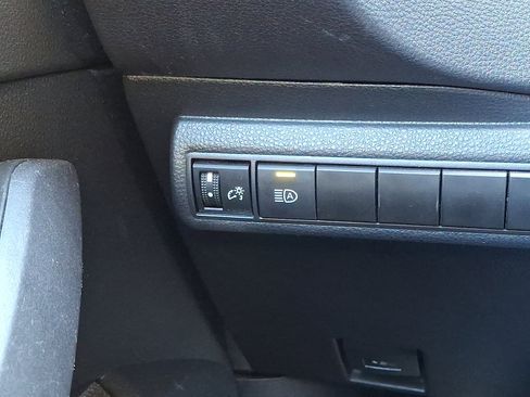 Used 2023 Toyota Corolla LE image 25