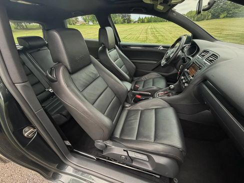 Used 2010 Volkswagen GTI 2-Door FWD image 63