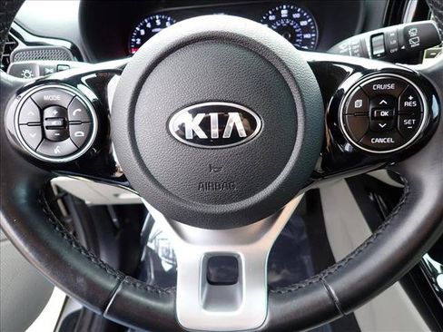 Used 2020 Kia Soul EX image 16