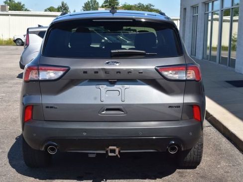 Used 2022 Ford Escape SEL w/ Technology Package AWD/4WD image 12