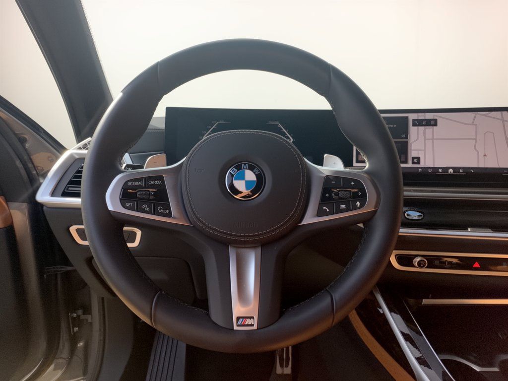 Used 2026 BMW X7 xDrive40i w/ Executive Package AWD/4WD image 10