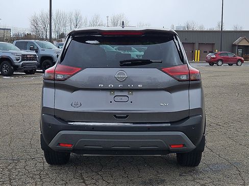 Used 2023 Nissan Rogue SV FWD image 23